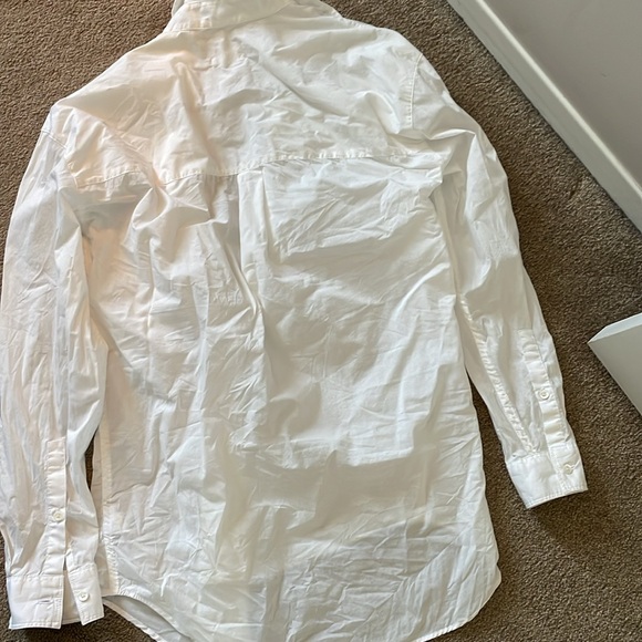 White Aritzia Blouse Size Small - Picture 4 of 4